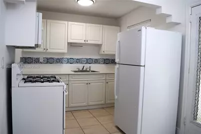 23 Phoenetia Ave #1, Coral Gables, FL 33134 - Photo 13