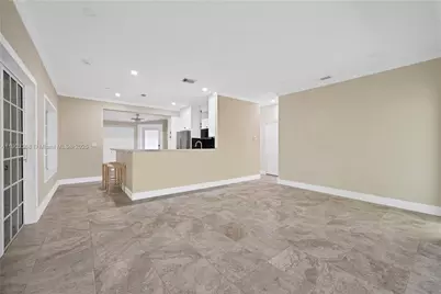 818 NE 3rd St, Hallandale Beach, FL 33009 - Photo 5