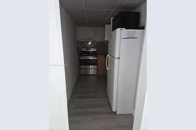 4717 NW 7th St #304-10, Miami, FL 33126 - Photo 7