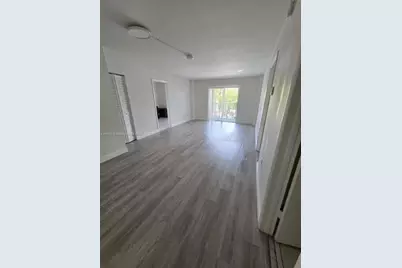 4717 NW 7th St #304-10, Miami, FL 33126 - Photo 3