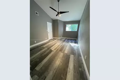 3429 NW 44th St #203, Oakland Park, FL 33309 - Photo 7