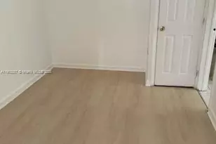 1027 Euclid Ave, Miami Beach, FL 33139 - Photo 11