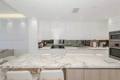 2301 Collins Ave #PH20, Miami Beach, FL 33139 - Photo 9