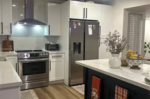 1409 NW 124th Ave, Pembroke Pines, FL 33026 - Photo 13