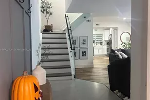 1409 NW 124th Ave, Pembroke Pines, FL 33026 - Photo 3