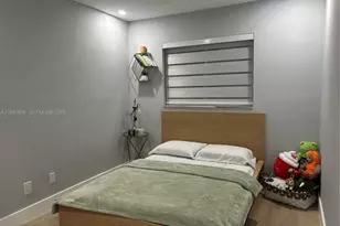 1409 NW 124th Ave, Pembroke Pines, FL 33026 - Photo 11