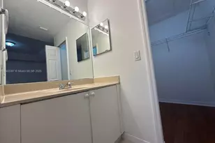 1712 SE 31st Ct, Homestead, FL 33035 - Photo 11