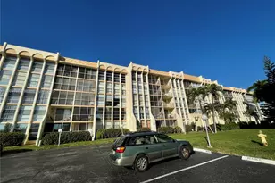 701 Three Islands Boulevard, Hallandale Beach, FL 33009 - Photo 35
