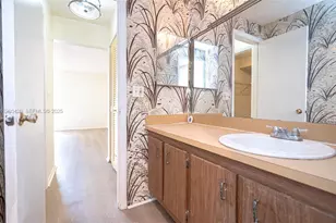 1891 SW 81st Ave, North Lauderdale, FL 33068 - Photo 9