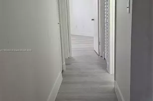 10229 NW 9th St Cir, Miami, FL 33172 - Photo 13