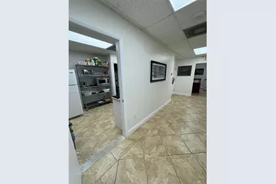 6390 NW 97th Ave #10, Doral, FL 33178 - Photo 17