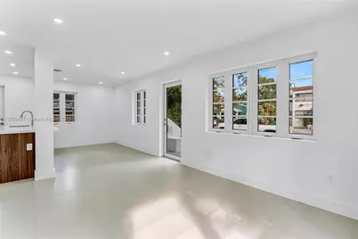 524 NE 65th St #1, Miami, FL 33138 - Photo 7