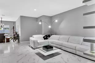 16691 NW 89th Pl, Miami Lakes, FL 33018 - Photo 5