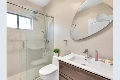 16691 NW 89th Pl, Miami Lakes, FL 33018 - Photo 29