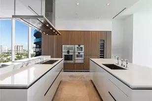 18501 Collins Ave, Sunny Isles Beach, FL 33160 - Photo 3