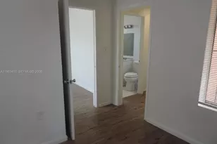 1843 NW 19th St, Miami, FL 33125 - Photo 11