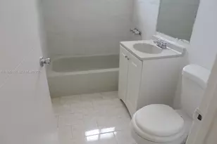 1843 NW 19th St, Miami, FL 33125 - Photo 5