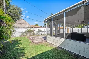 7231 SW 6th St, Miami, FL 33144 - Photo 23