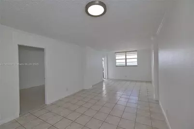 2903 N Miami Beach Blvd #806, North Miami Beach, FL 33160 - Photo 9