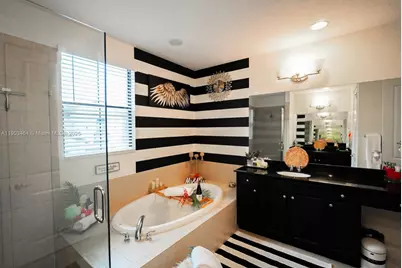 2954 NW 124th Way, Sunrise, FL 33323 - Photo 29