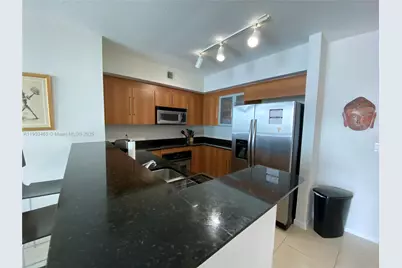 325 S Biscayne Blvd #3015, Miami, FL 33131 - Photo 1