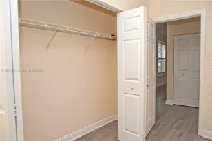 14620 SW 15th St, Pembroke Pines, FL 33027 - Photo 13