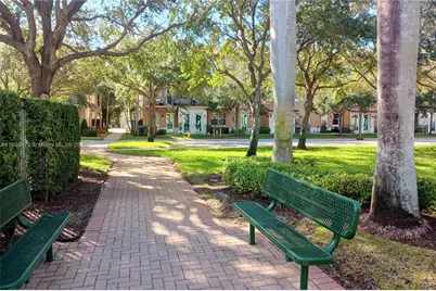 14620 SW 15 Street, Pembroke Pines, FL 33027 - Photo 59