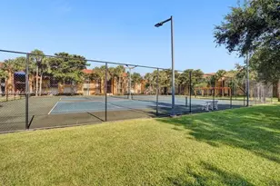 10725 Cleary Blvd, Plantation, FL 33324 - Photo 19