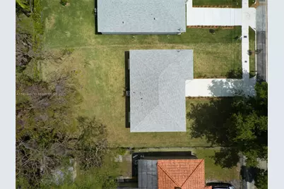 933 NW 50th St, Miami, FL 33127 - Photo 27