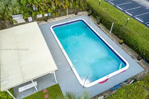 1891 SW 81st Ave, North Lauderdale, FL 33068 - Photo 23