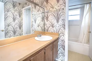 1891 SW 81st Ave, North Lauderdale, FL 33068 - Photo 7