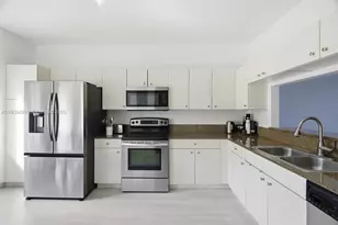 8231 SW 29th St, Miramar, FL 33025 - Photo 27