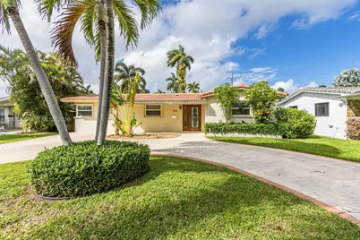 906 N 13th Ave, Hollywood, FL 33019 - Photo 3