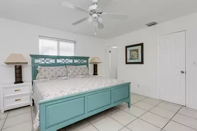 906 N 13th Ave, Hollywood, FL 33019 - Photo 23