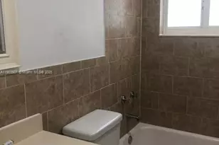 7905 East Dr, North Bay Village, FL 33141 - Photo 11