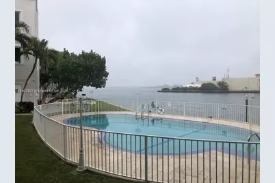 7905 East Dr #9C, North Bay Village, FL 33141 - Photo 3