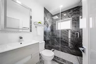 16125 NW 28th Pl, Miami Gardens, FL 33054 - Photo 19