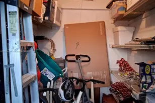 10830 NW 8th St, Pembroke Pines, FL 33026 - Photo 23