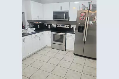 10830 NW 8th St, Pembroke Pines, FL 33026 - Photo 17