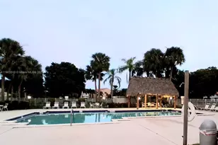 10830 NW 8th St, Pembroke Pines, FL 33026 - Photo 65