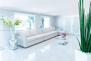 19245 SW 188th St, Miami, FL 33187 - Photo 13