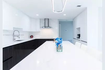 19245 SW 188th St, Miami, FL 33187 - Photo 7