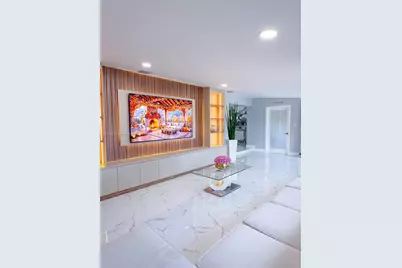 19245 SW 188th St, Miami, FL 33187 - Photo 15