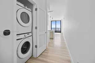 101 Diplomat Pkwy, Hallandale Beach, FL 33009 - Photo 17