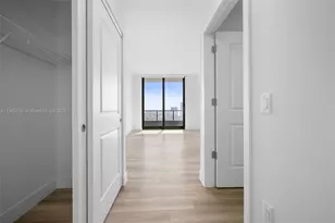 101 Diplomat Pkwy, Hallandale Beach, FL 33009 - Photo 25