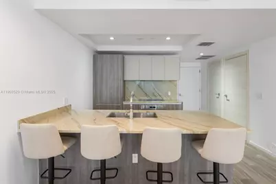 801 S Miami Ave #1002, Miami, FL 33130 - Photo 15