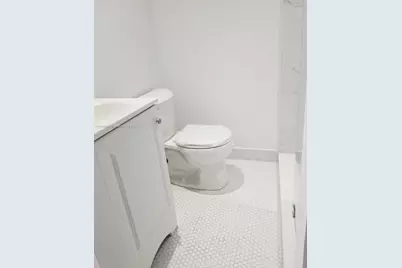 976 NW 6th St, Miami, FL 33136 - Photo 25