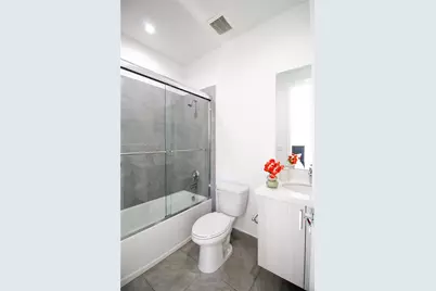 4335 NW 81st Ave, Doral, FL 33166 - Photo 19