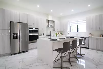 4335 NW 81st Ave, Doral, FL 33166 - Photo 3