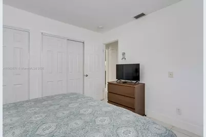 906 N 13th Ave, Hollywood, FL 33019 - Photo 25